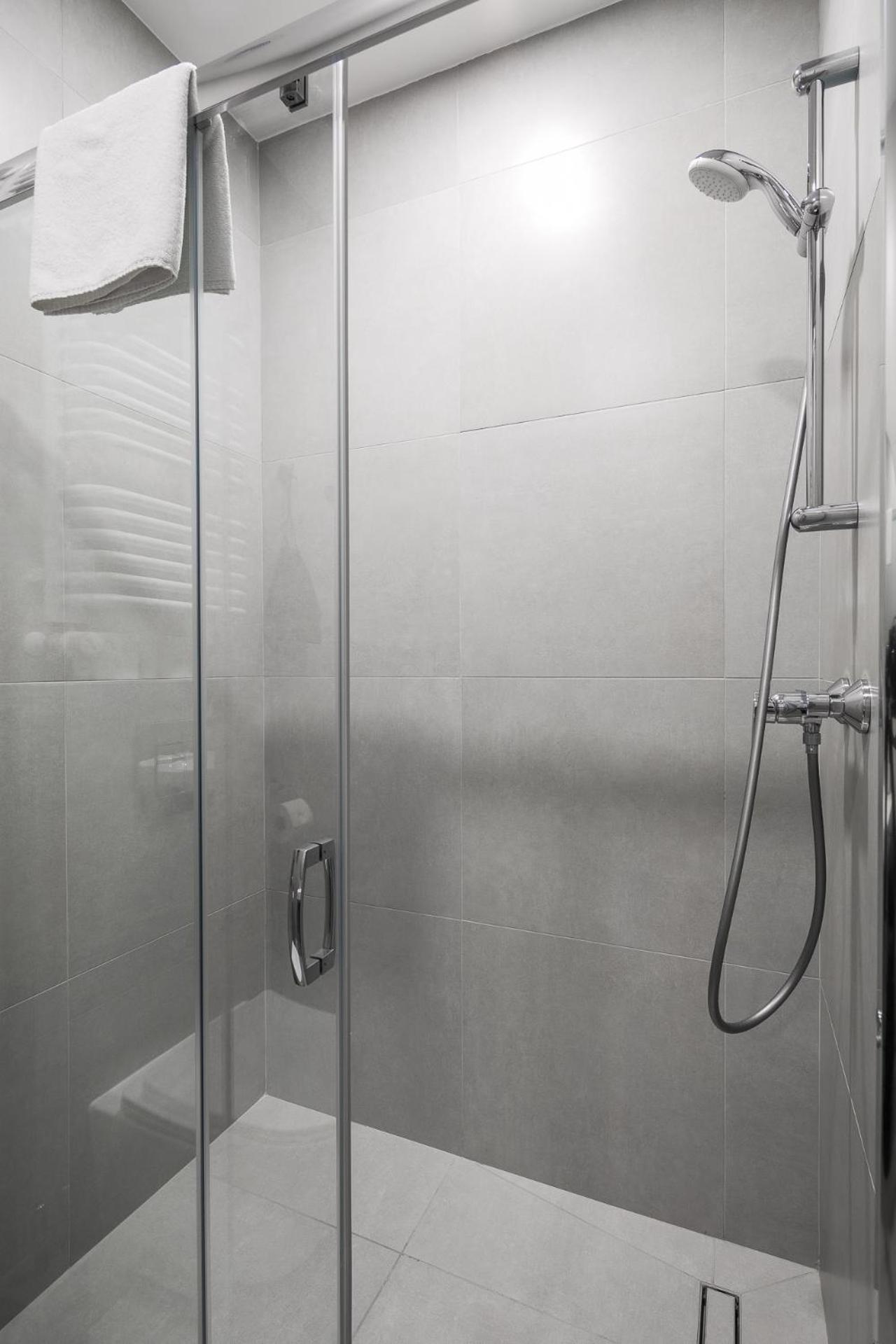 Modern & Cozy Flat - Near To Wawel Castle Apartment Krakow Luaran gambar